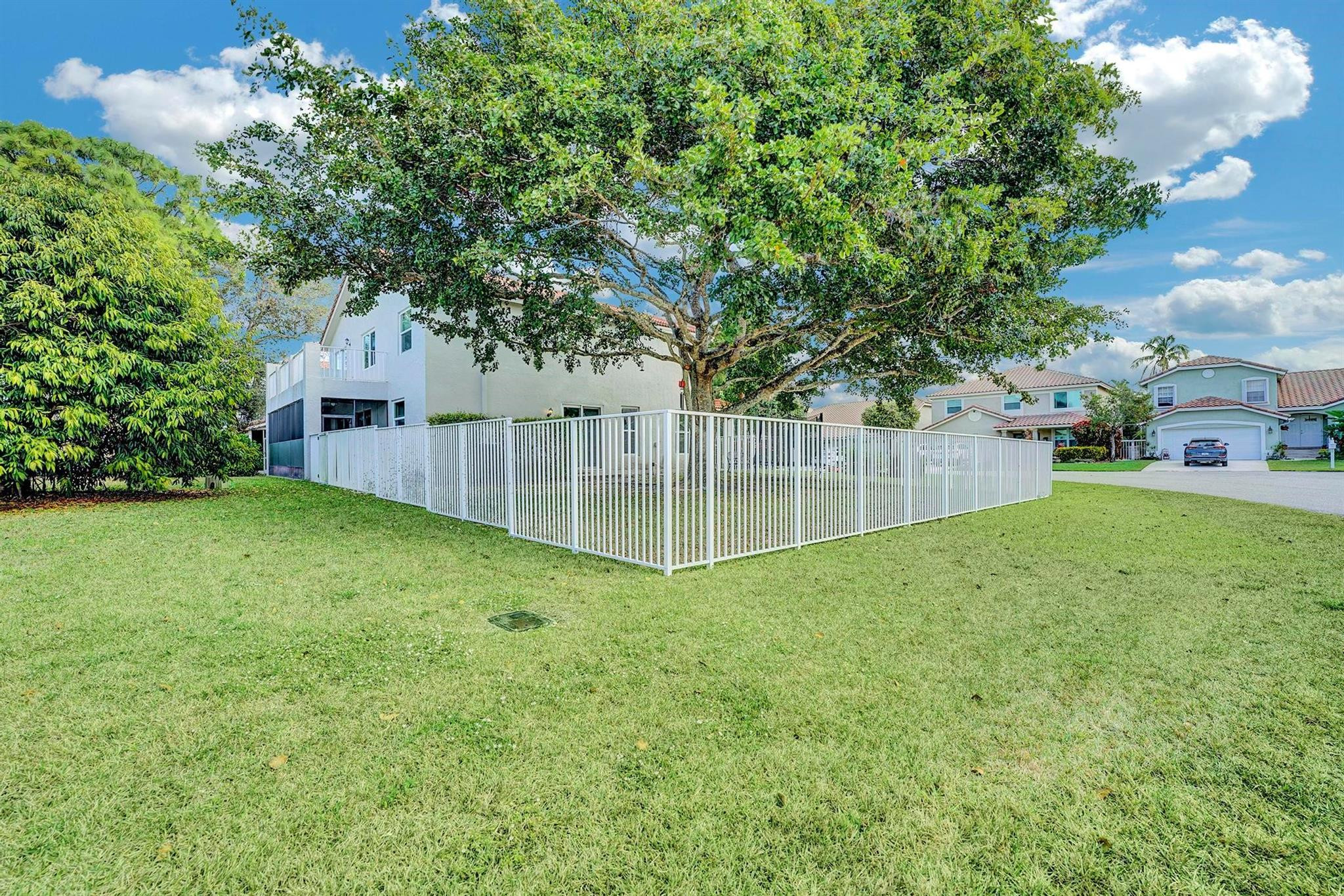18219 Blue Lake Way