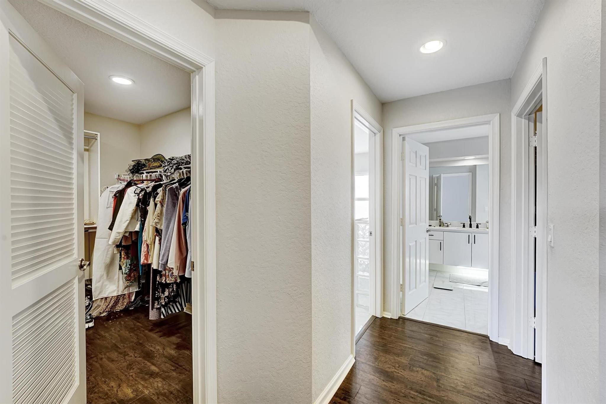 18219 Blue Lake Way