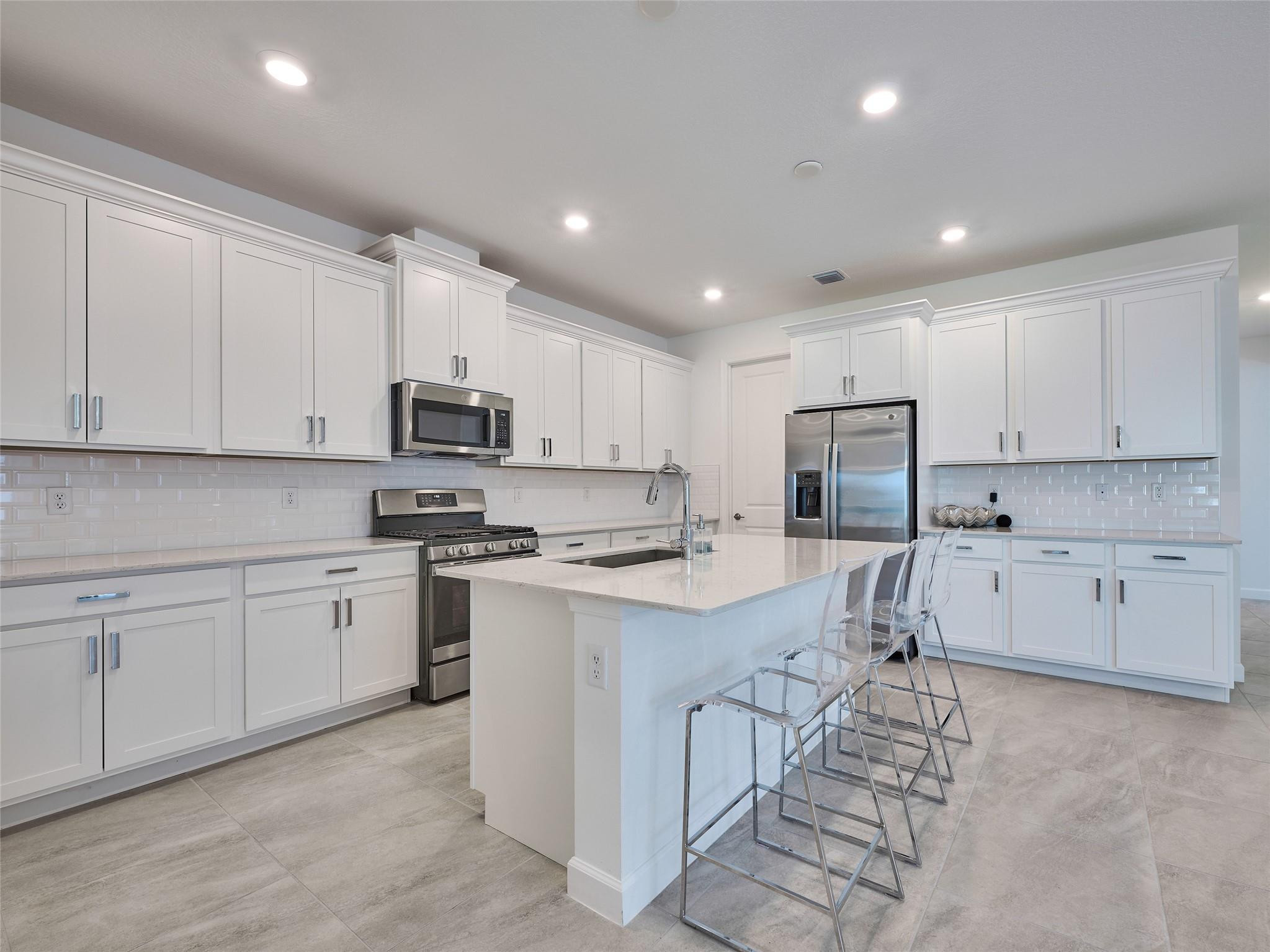 1285 Haywagon Trail
