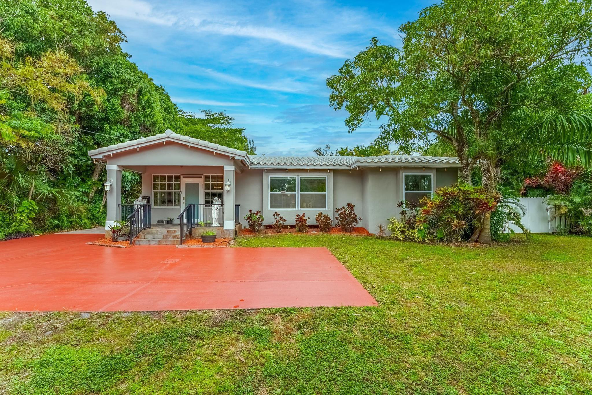 5541 W Broward Boulevard