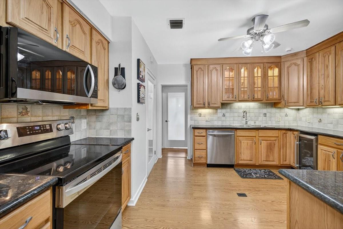 5541 W Broward Boulevard