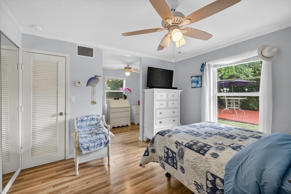 5541 W Broward Boulevard