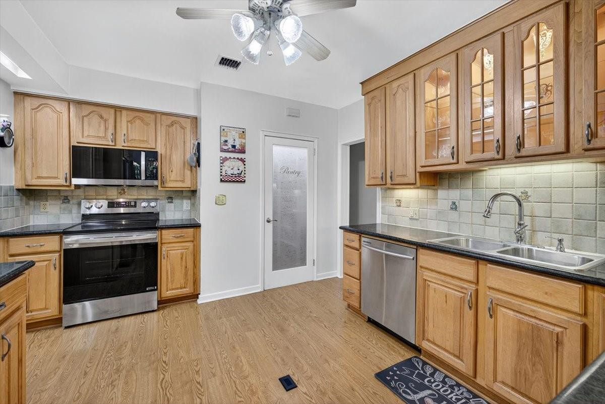 5541 W Broward Boulevard