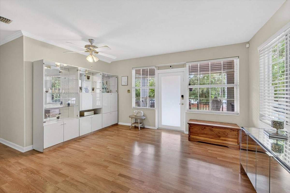 5541 W Broward Boulevard