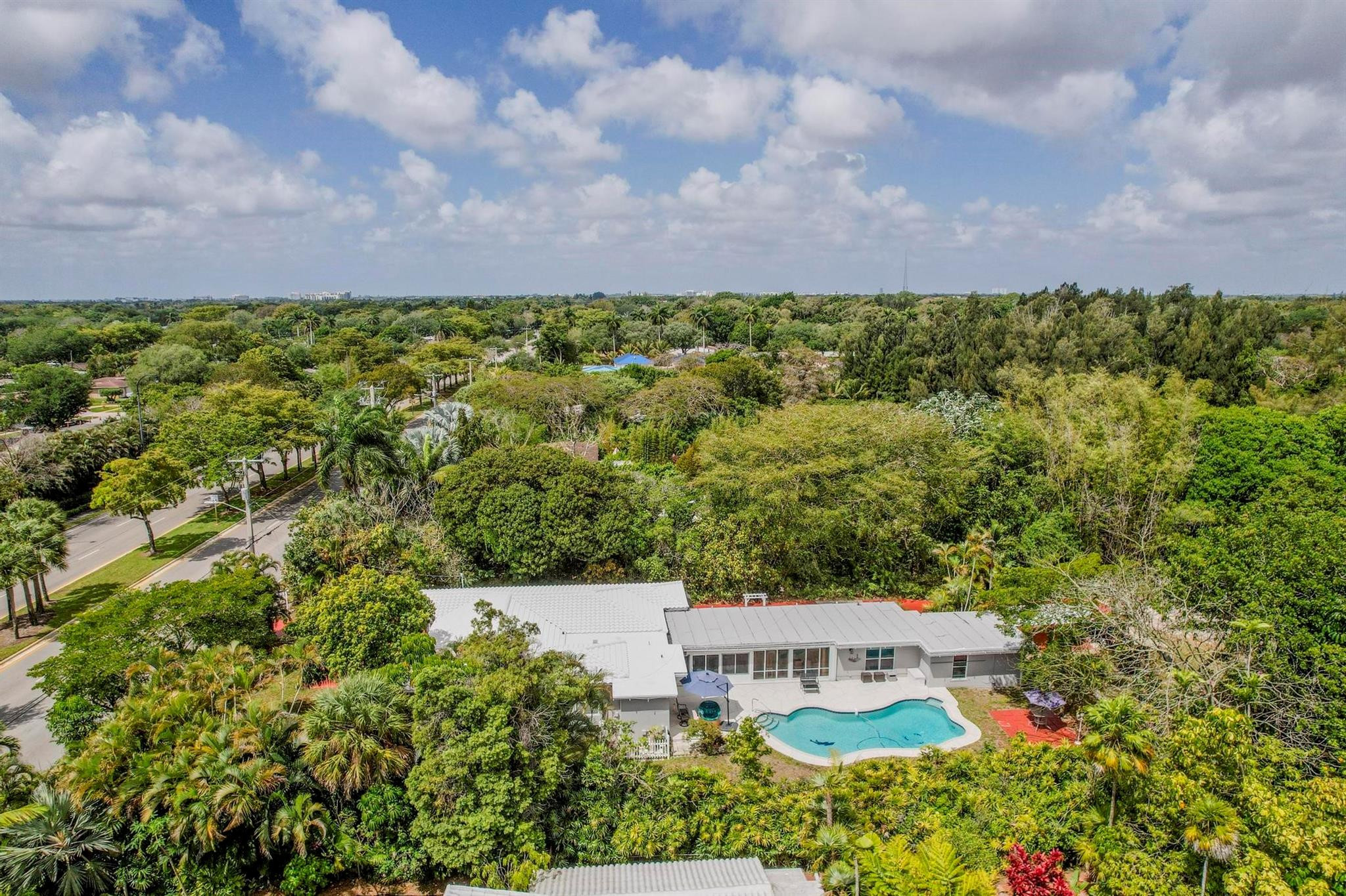 5541 W Broward Boulevard