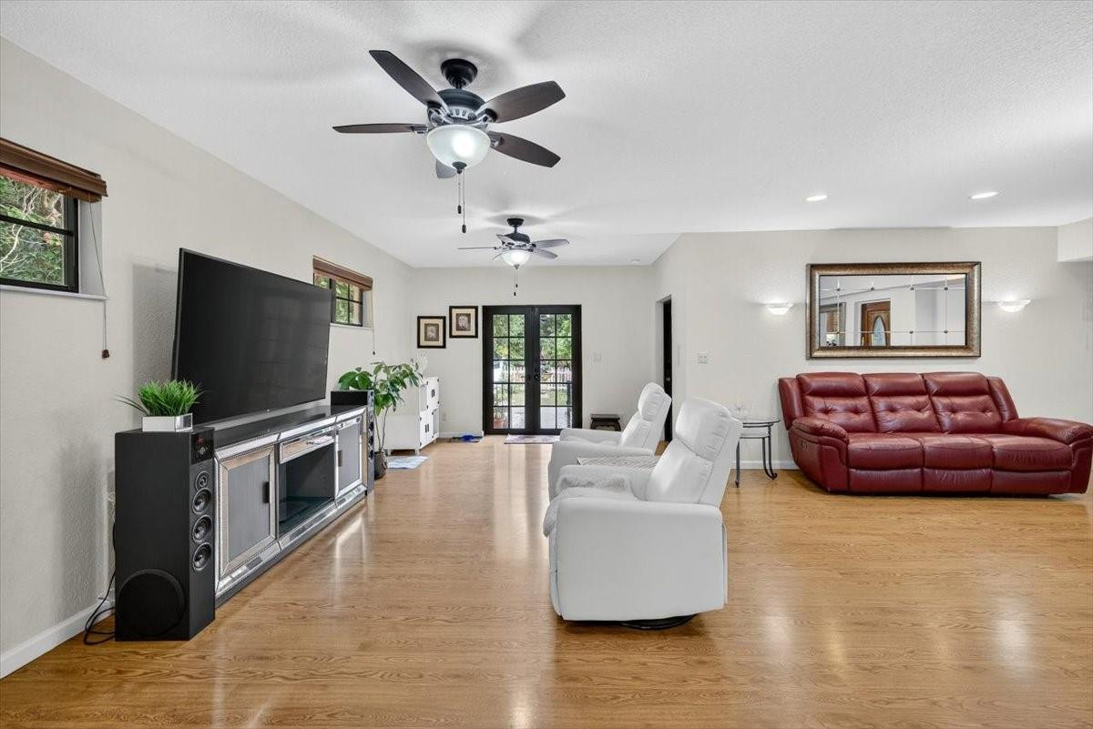 5541 W Broward Boulevard