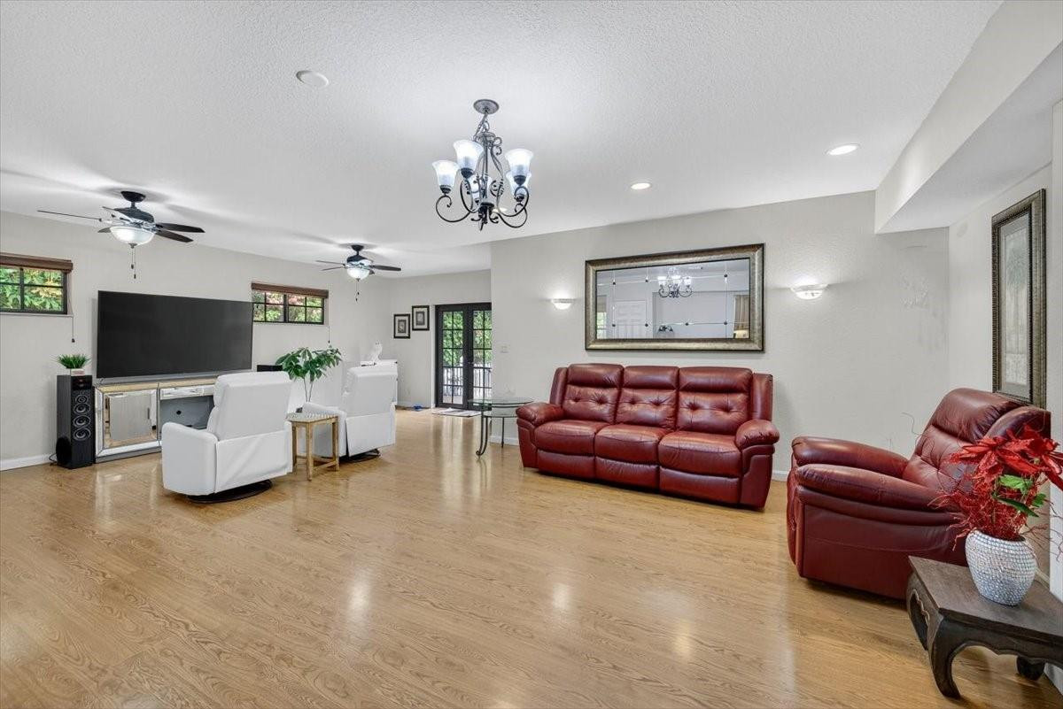 5541 W Broward Boulevard