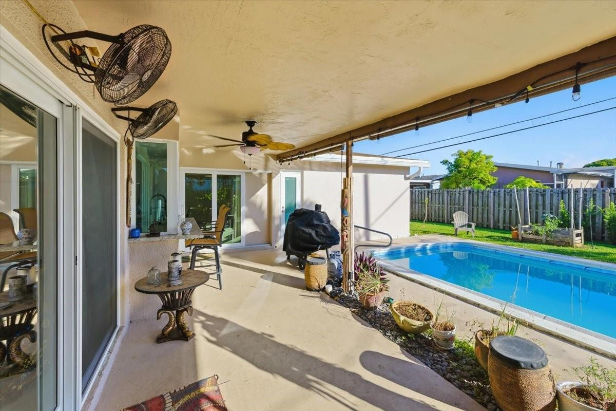 8570 NW 24th Court
