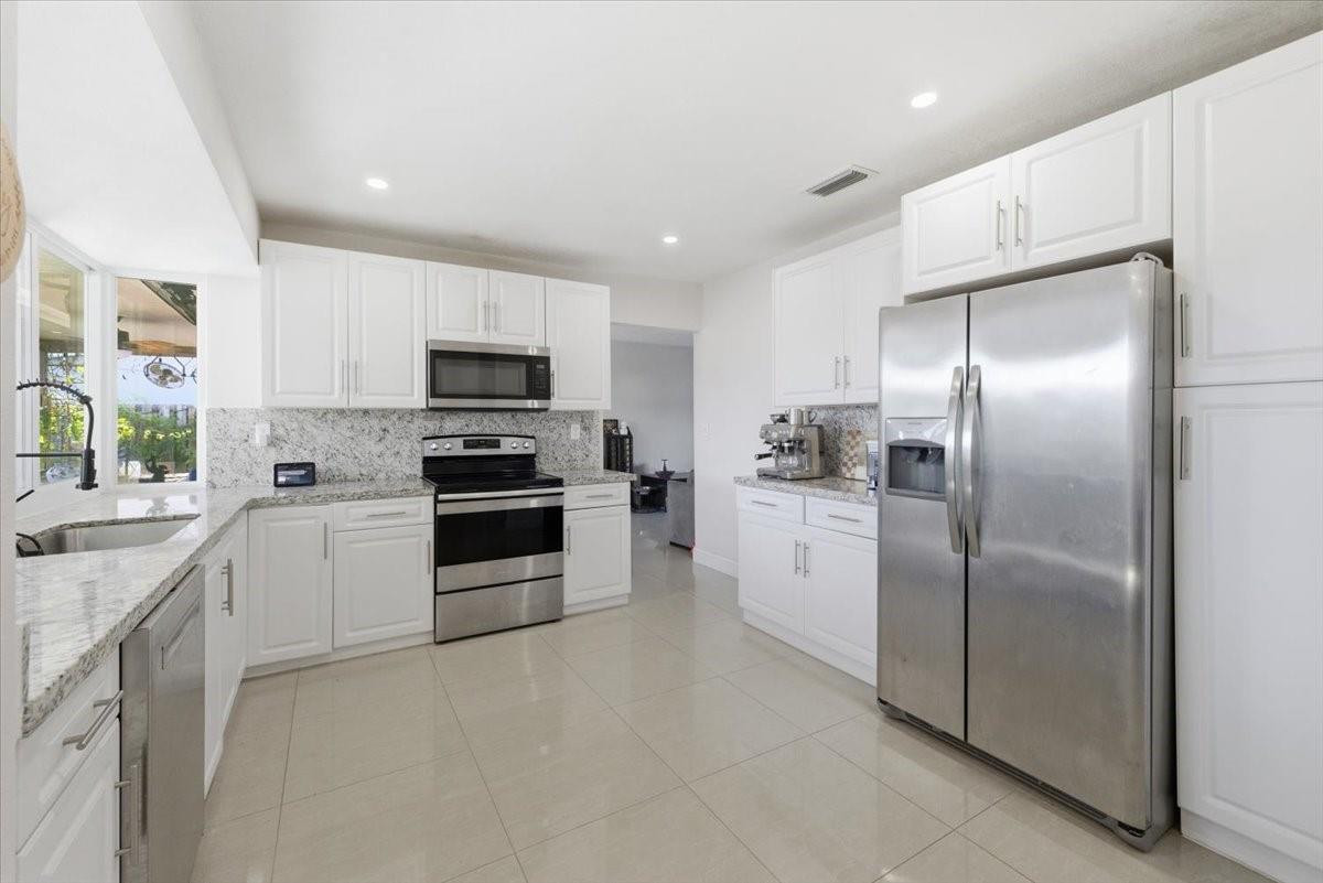 8570 NW 24th Court