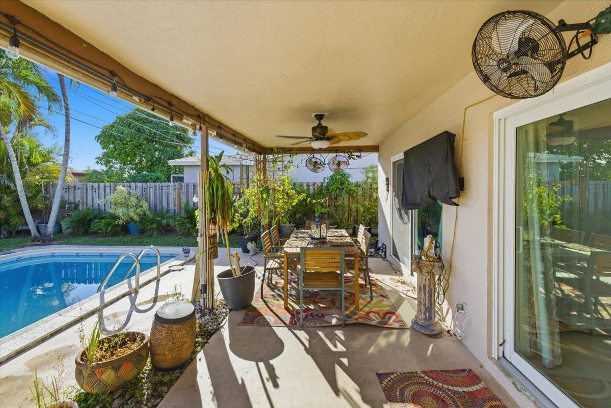 8570 NW 24th Court