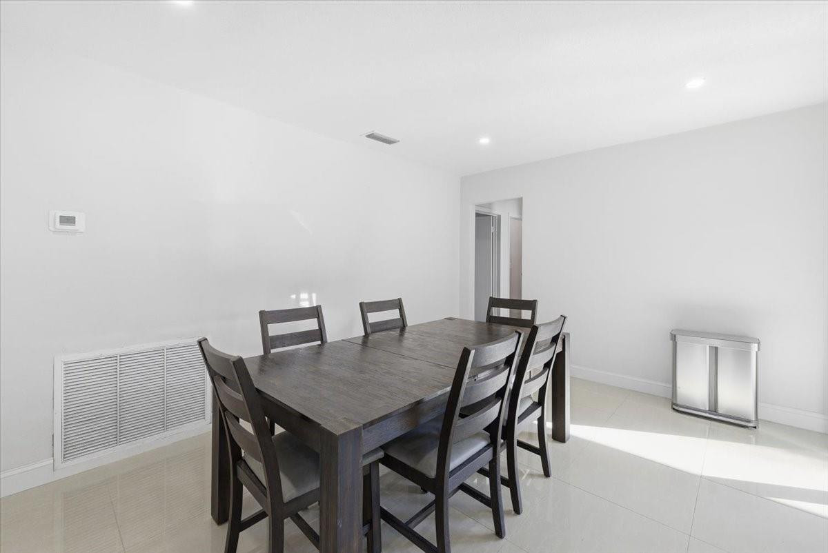 8570 NW 24th Court
