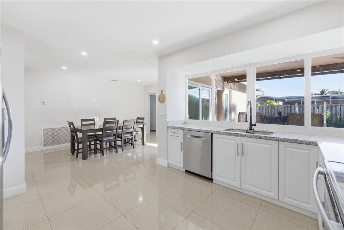 8570 NW 24th Court