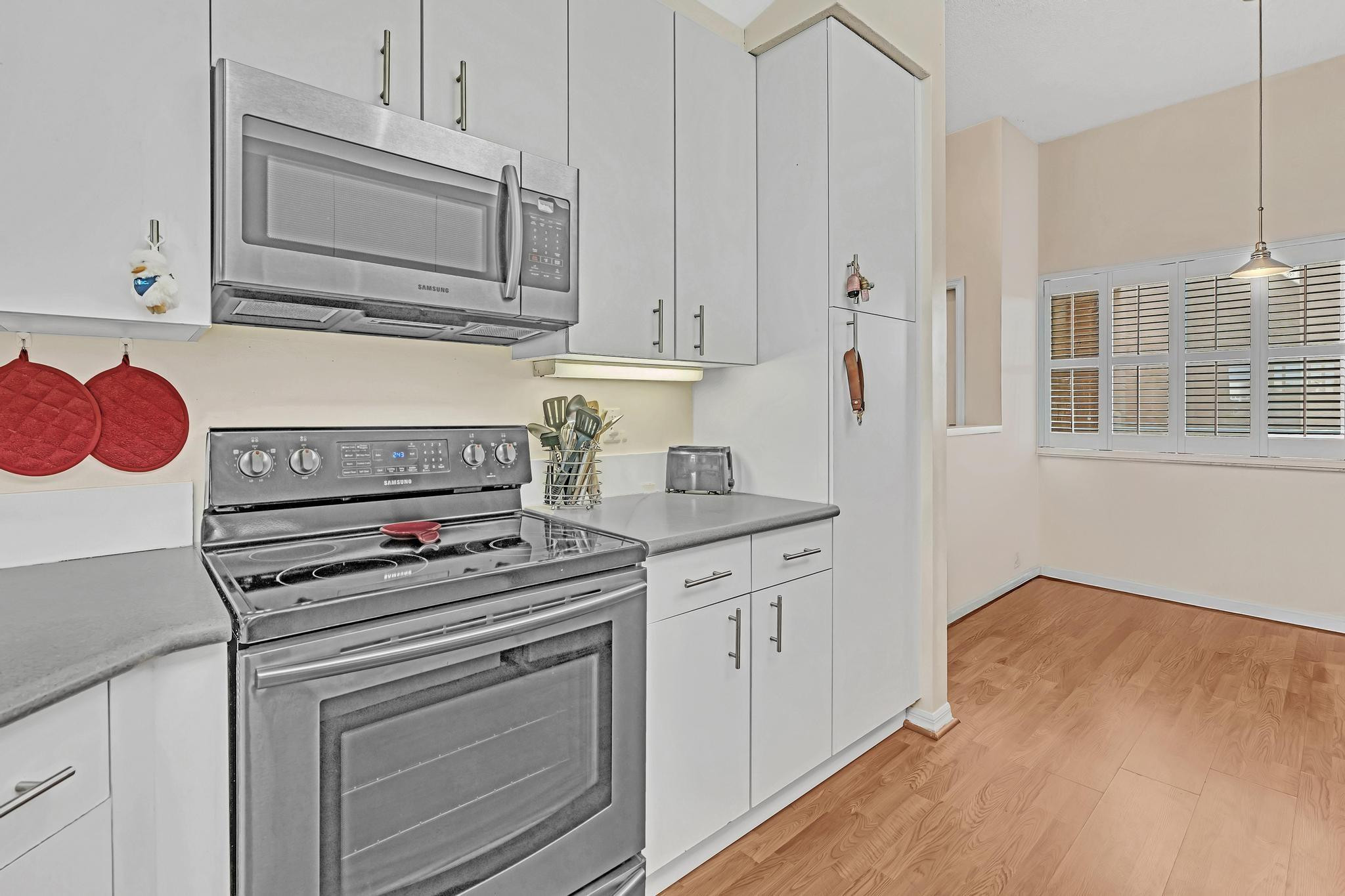 7802 Trent Drive 406