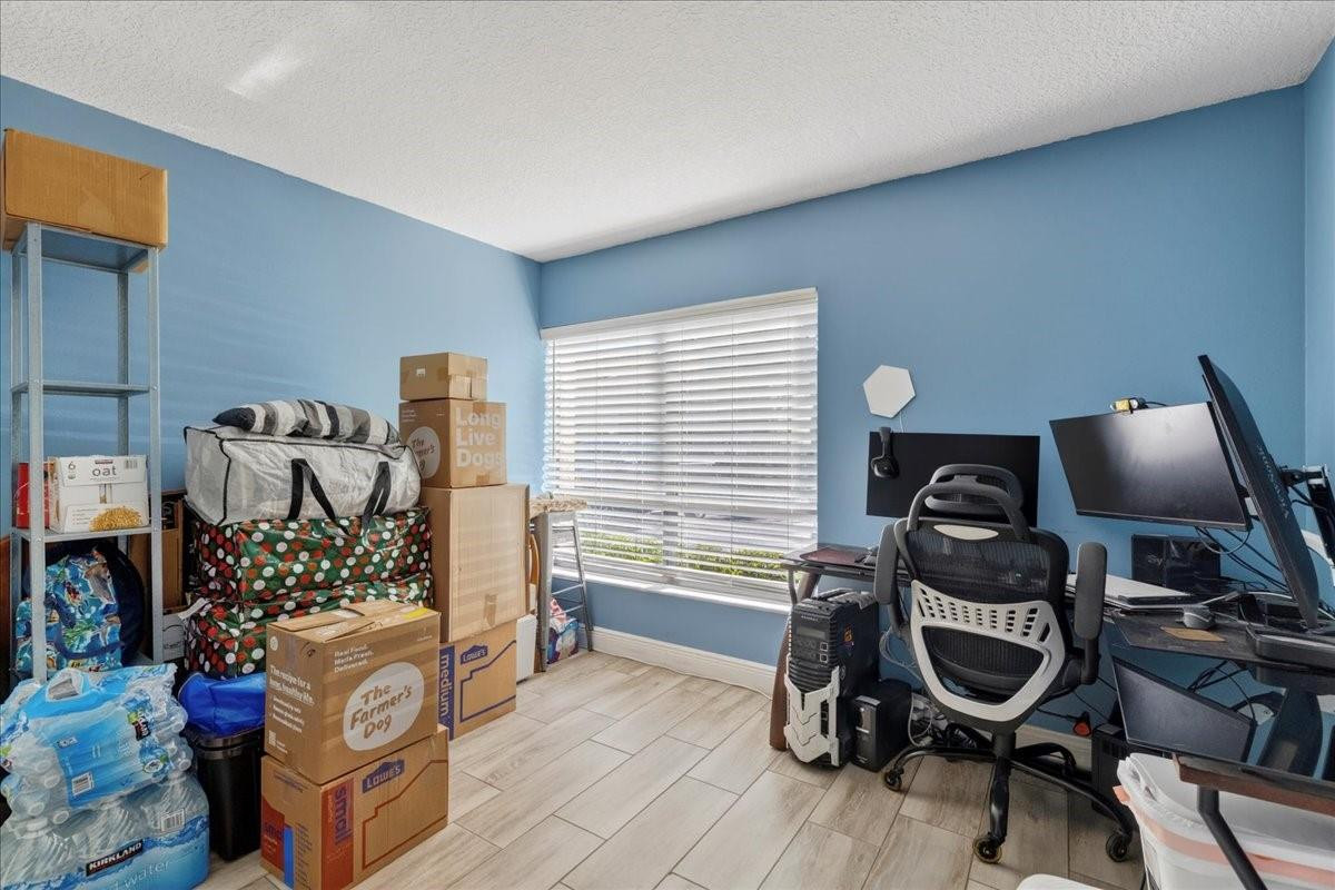 2355 SW 15th Street 77