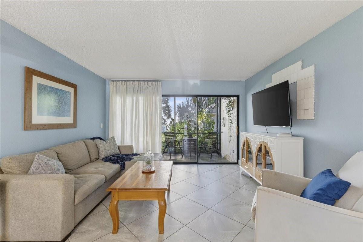 2355 SW 15th Street 77