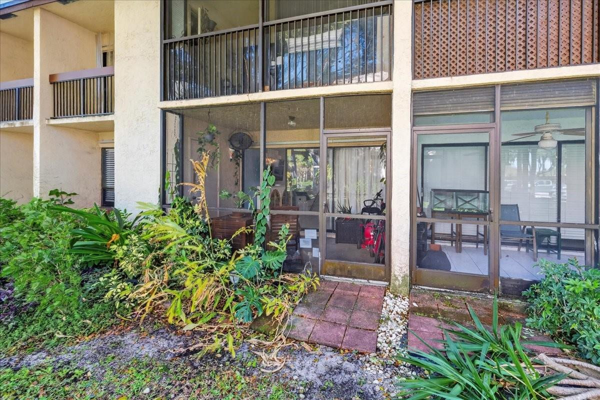 2355 SW 15th Street 77