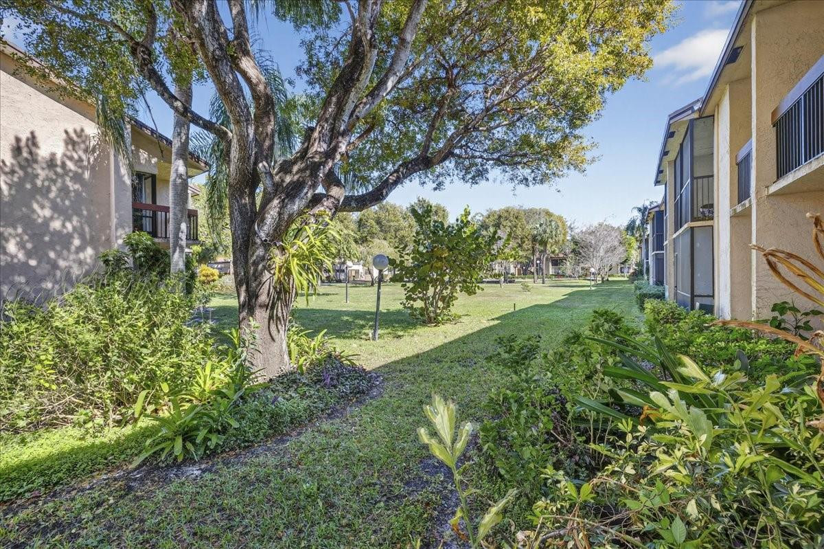 2355 SW 15th Street 77