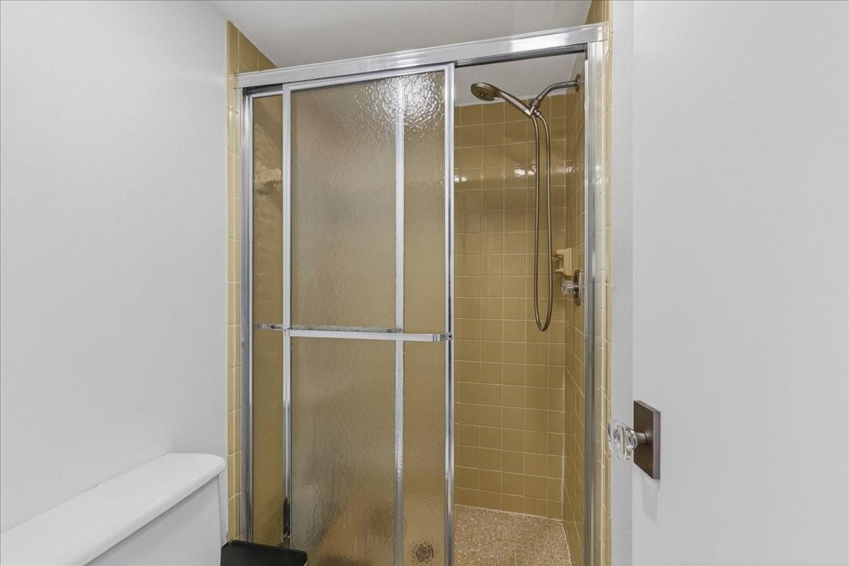 2355 SW 15th Street 77