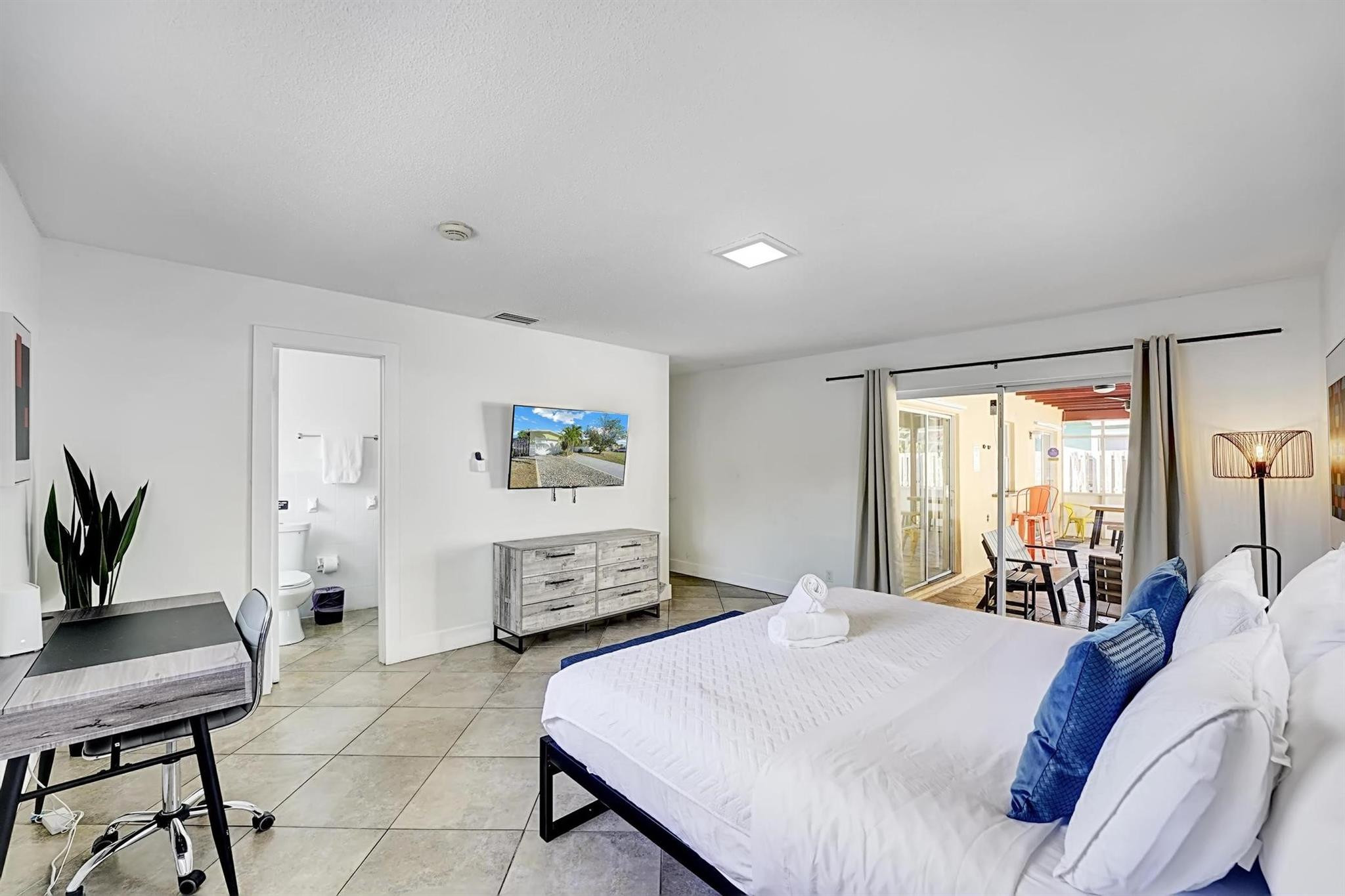 6481 Kimberly Boulevard