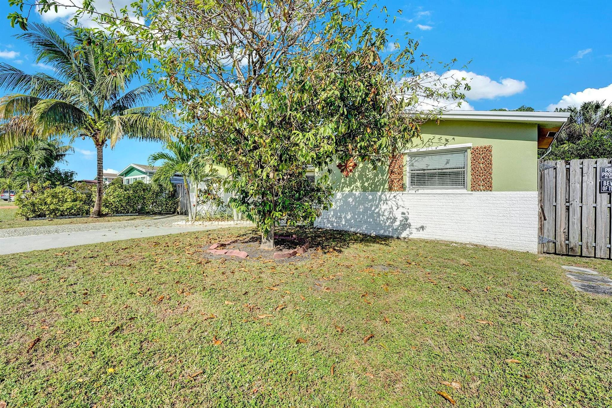 6481 Kimberly Boulevard