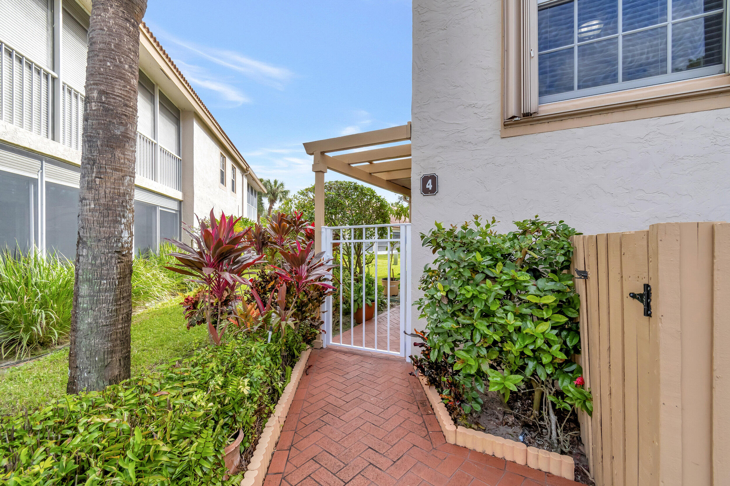 14340 Emerald Lake Drive 4
