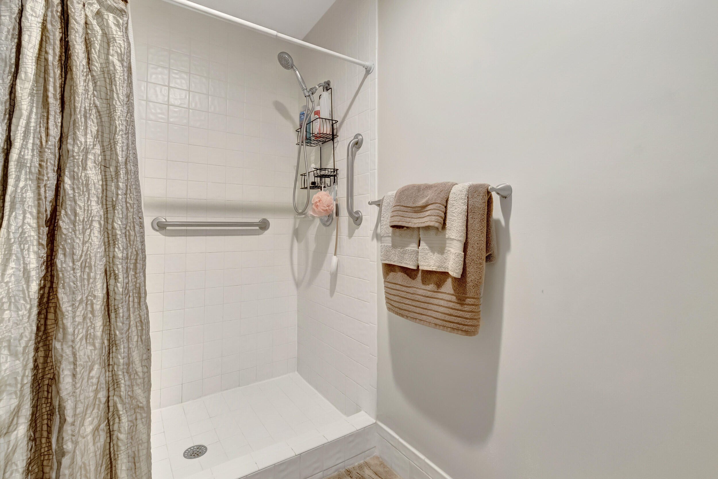 14340 Emerald Lake Drive 4