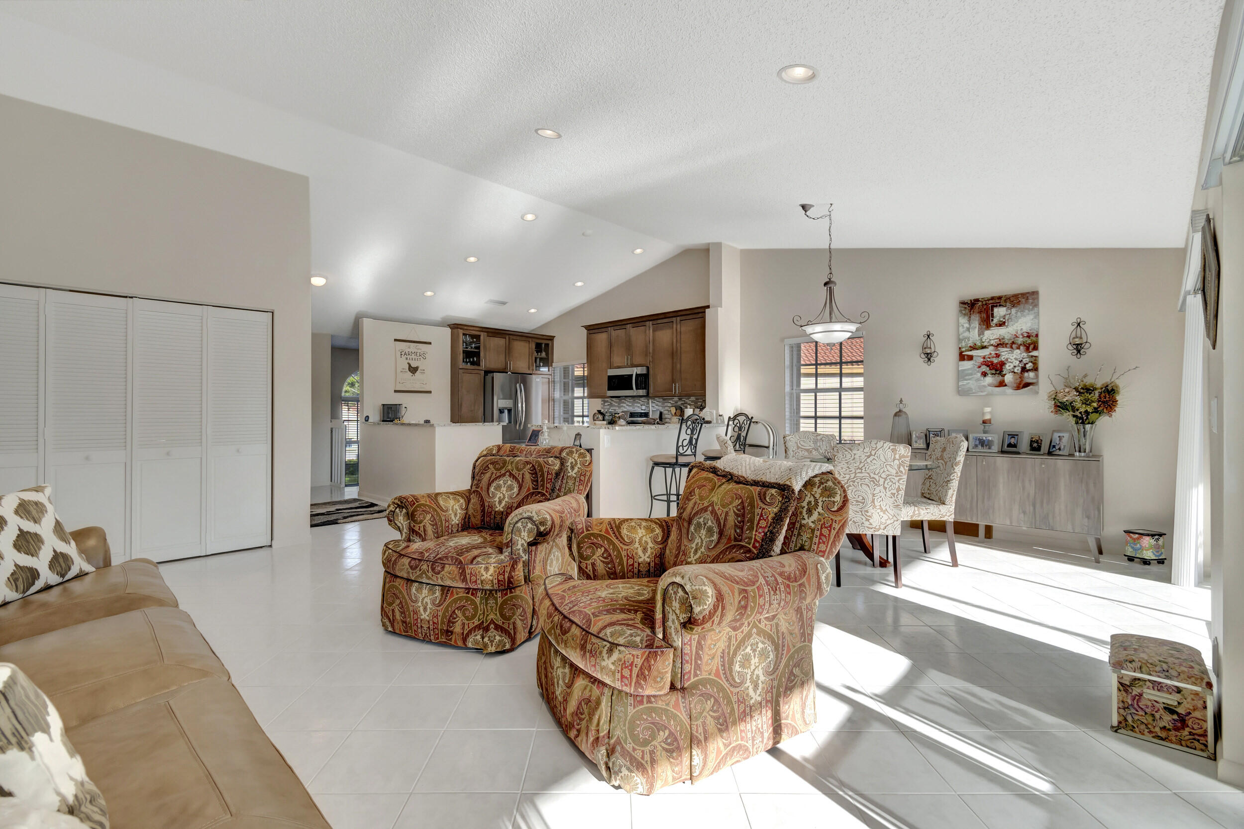 14340 Emerald Lake Drive 4