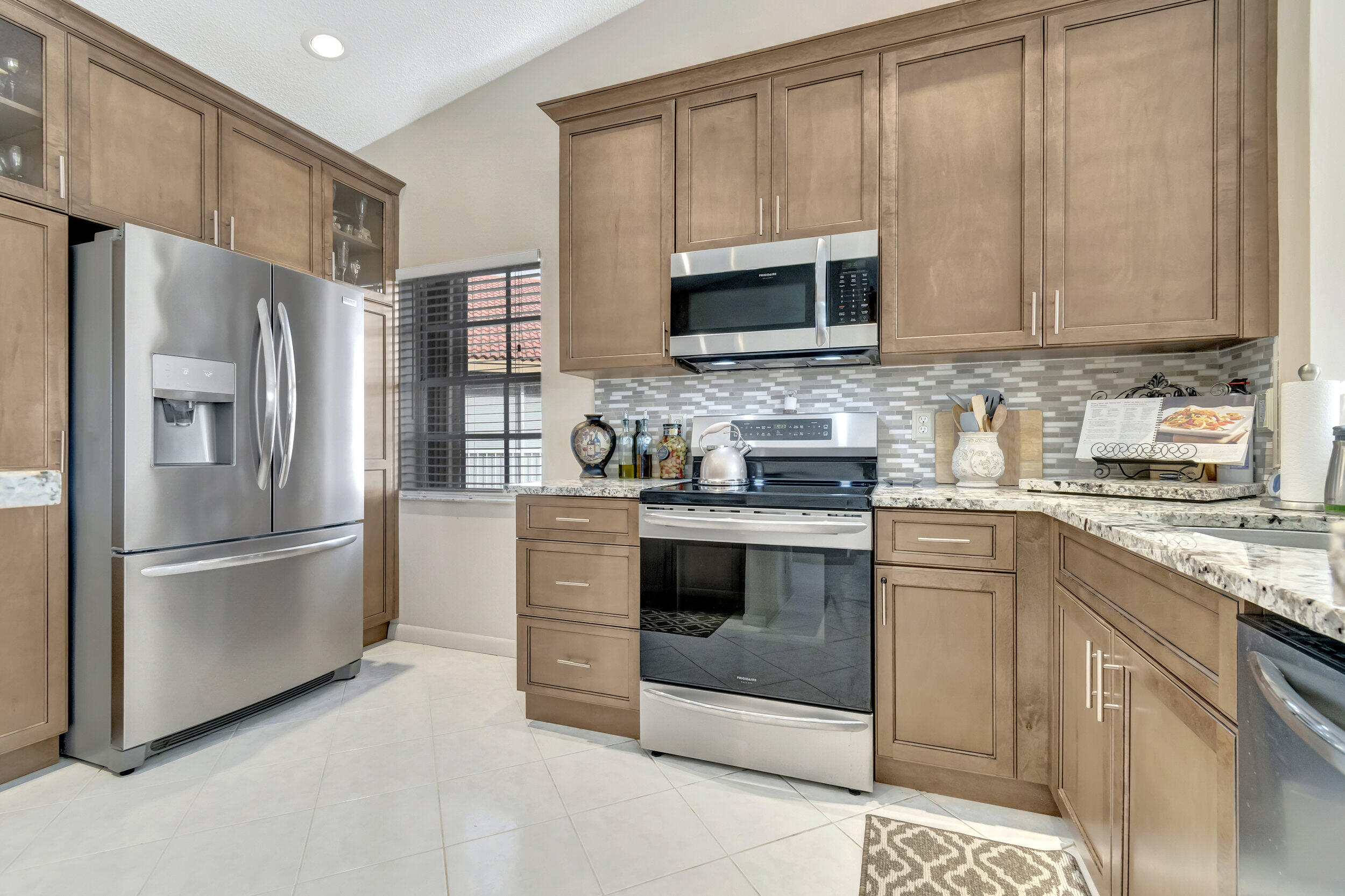 14340 Emerald Lake Drive 4