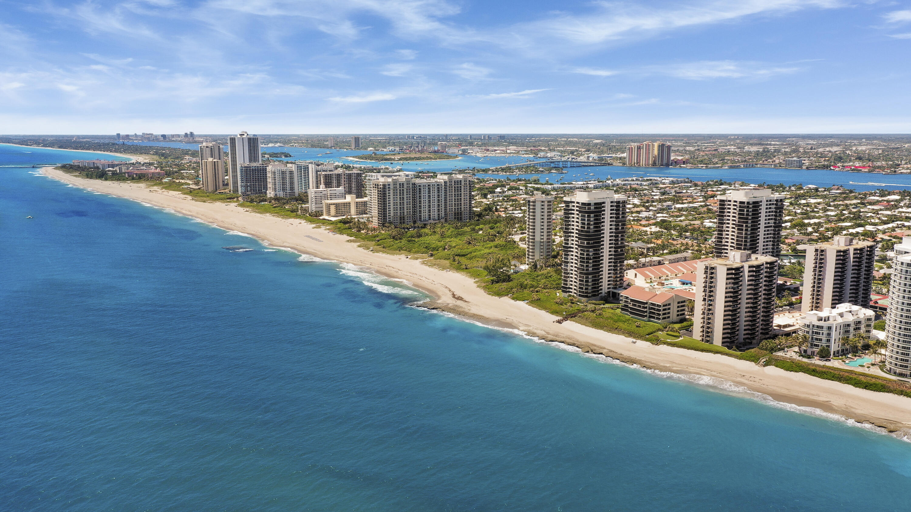 4200 N Ocean Drive 2-405
