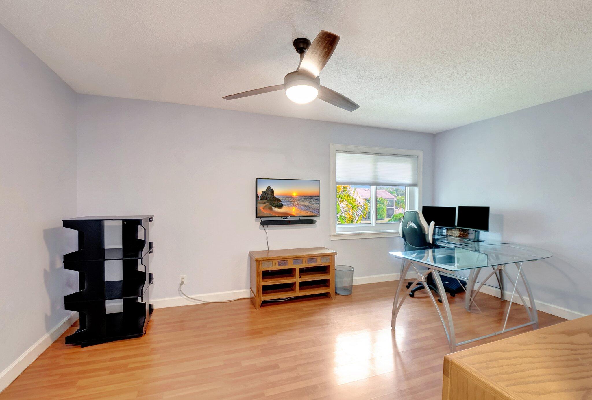23140 Island View 5