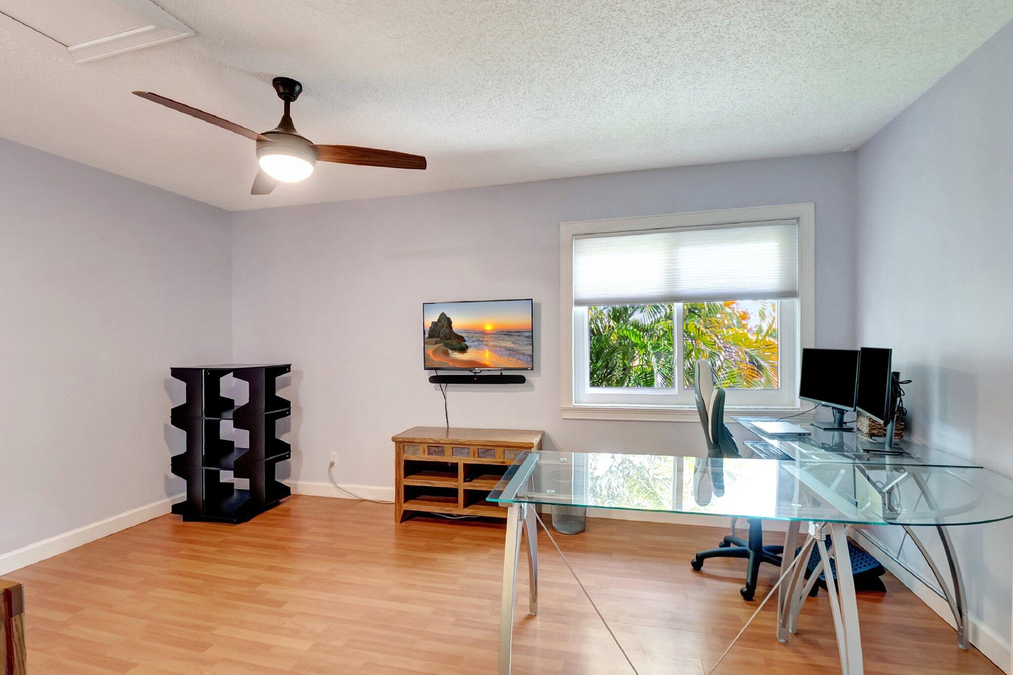 23140 Island View 5