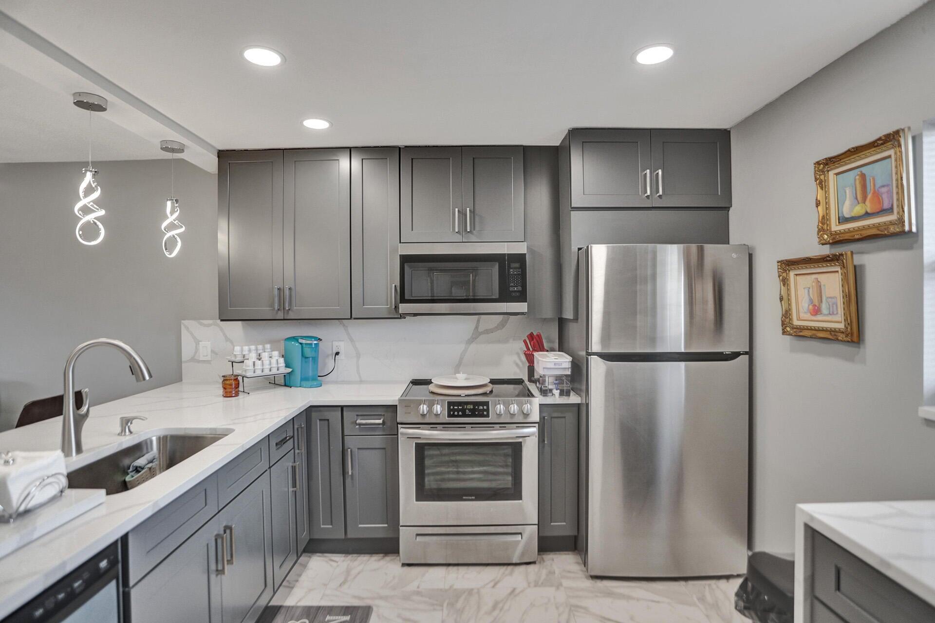130 NE 26th Avenue 3070