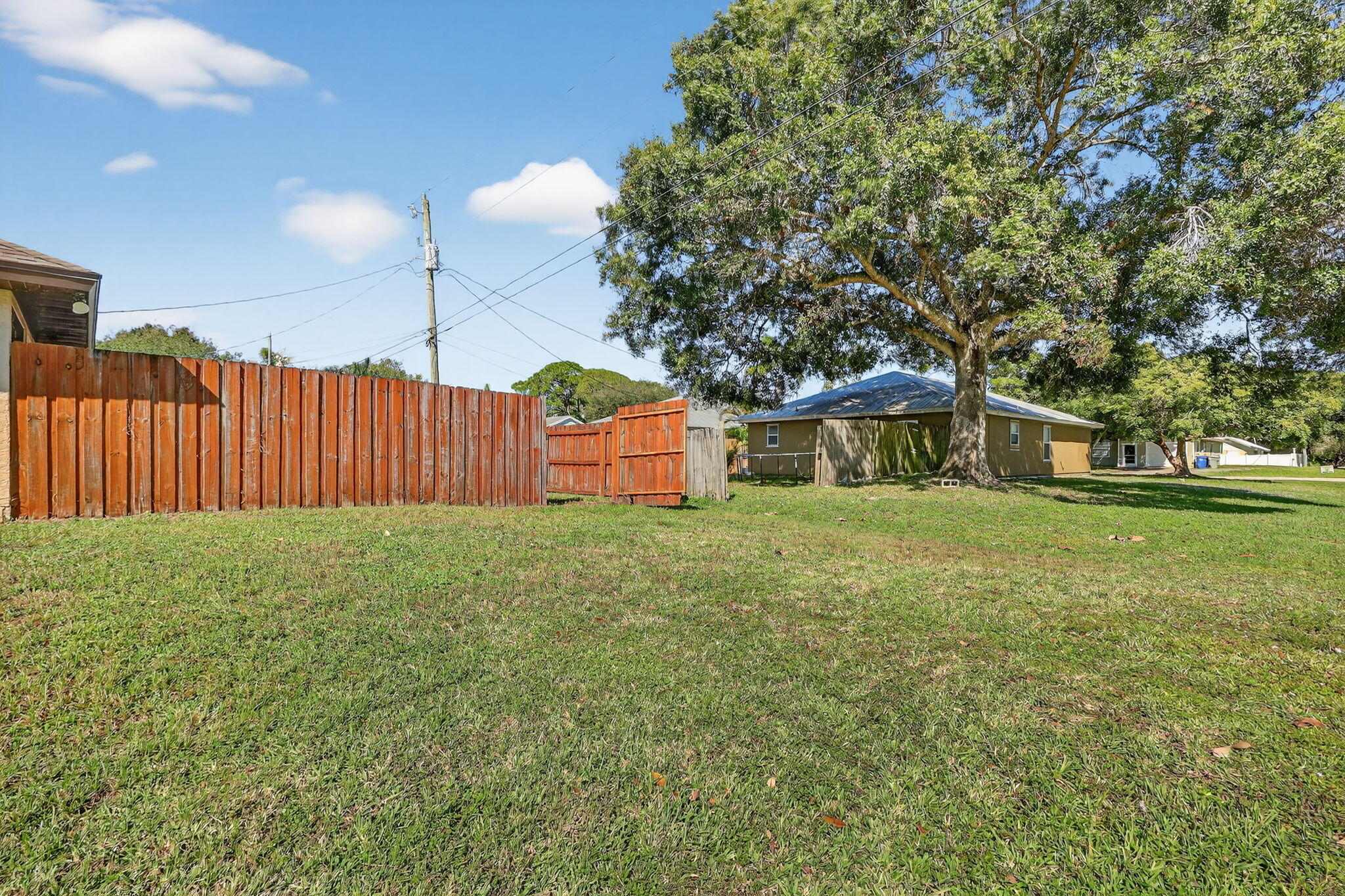 2906 1st Road