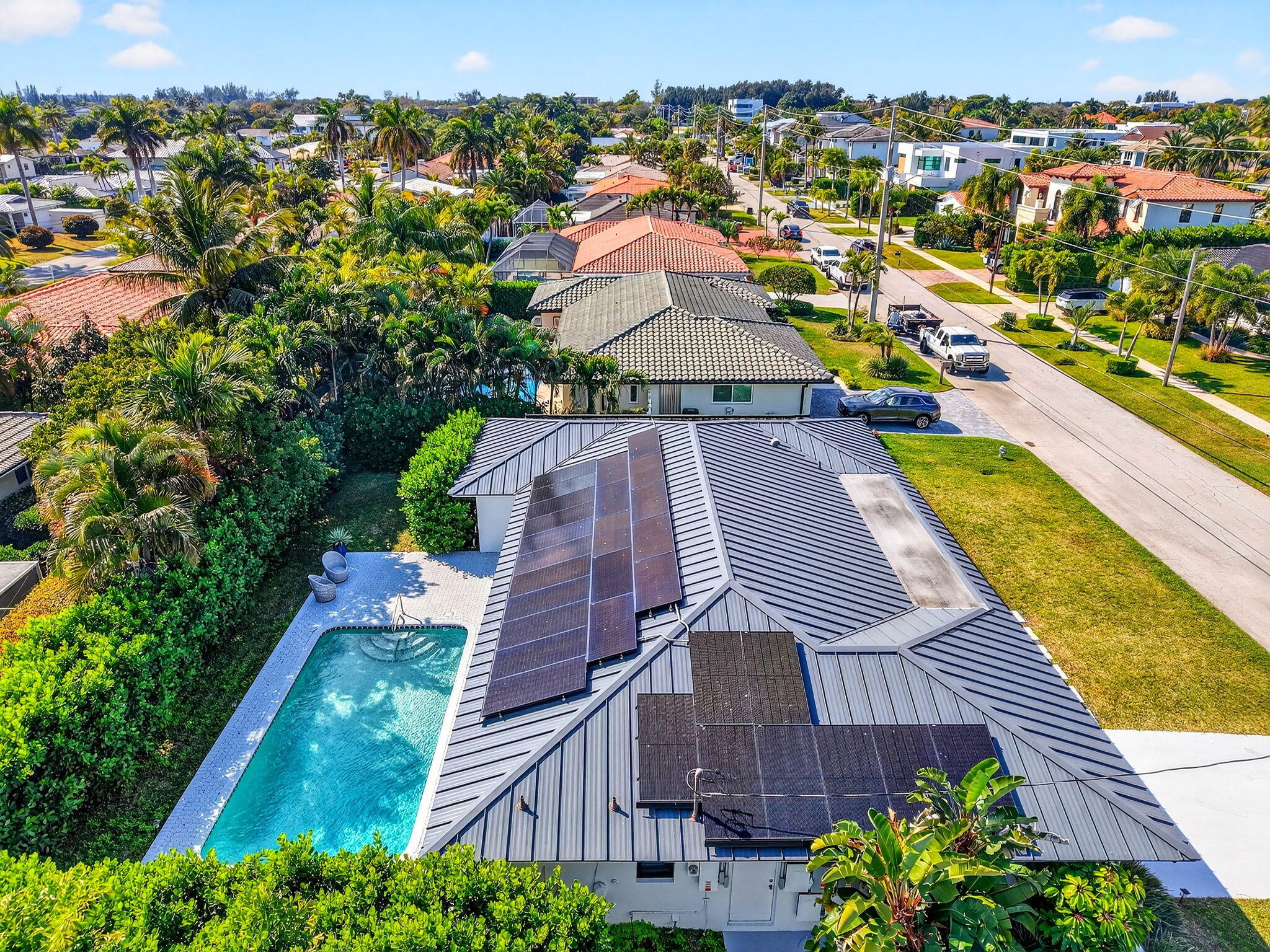 832 Appleby Street