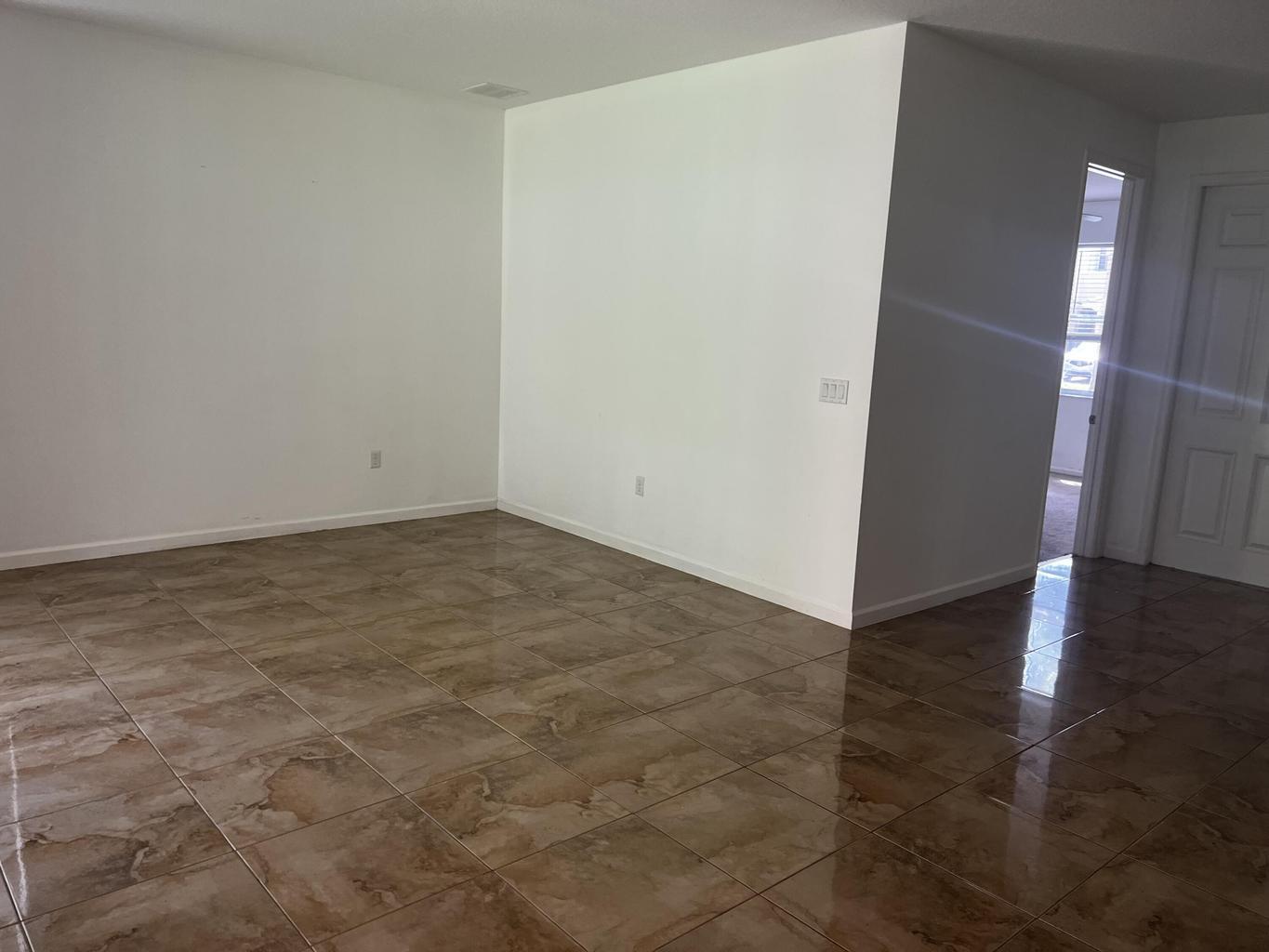 9555 Phipps Lane