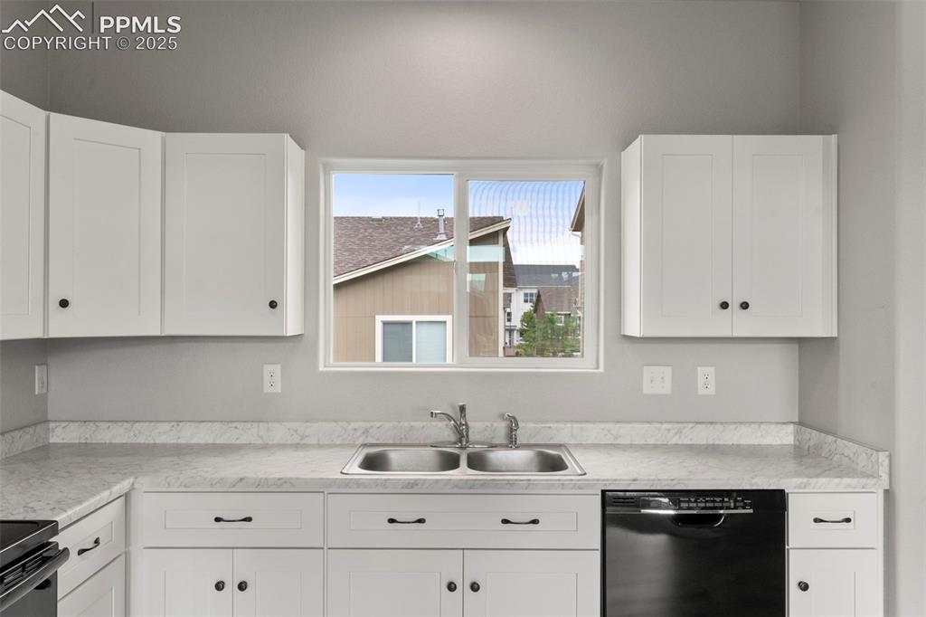 831 Endeavor Way