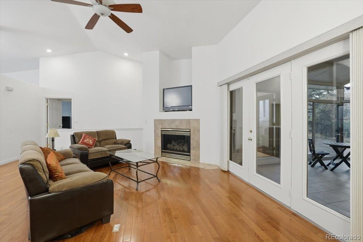 10 Desert Inn Way
