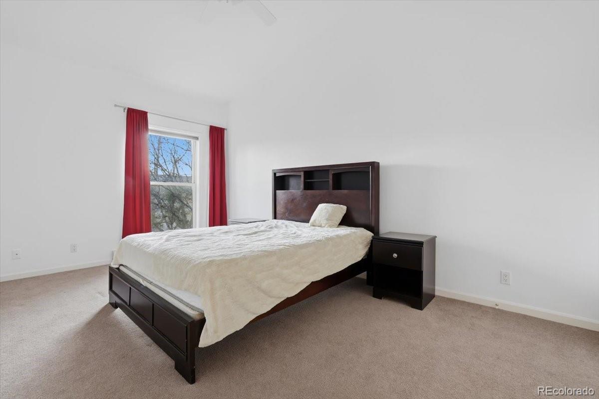 10 Desert Inn Way