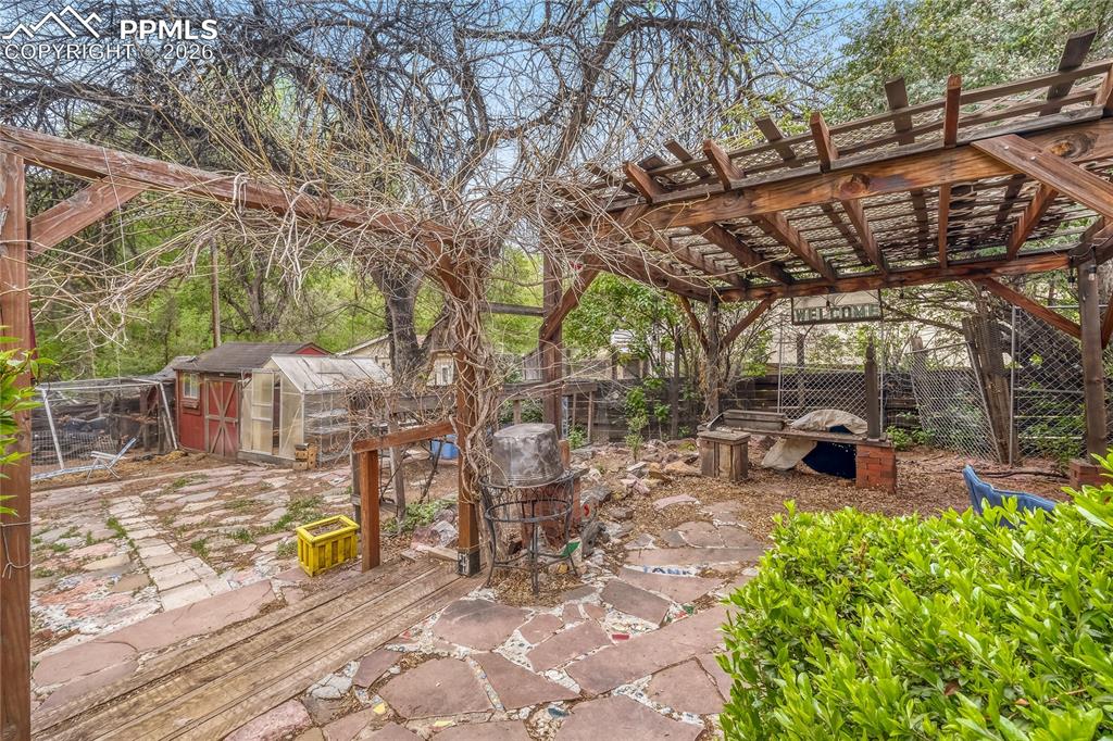 415 Chamberlin Place