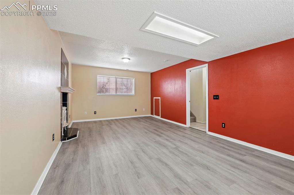 2210 Lisa Drive