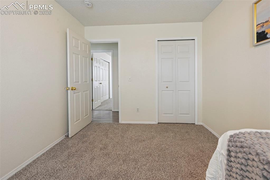 2210 Lisa Drive