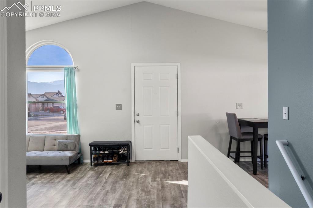 1445 Crippen Court