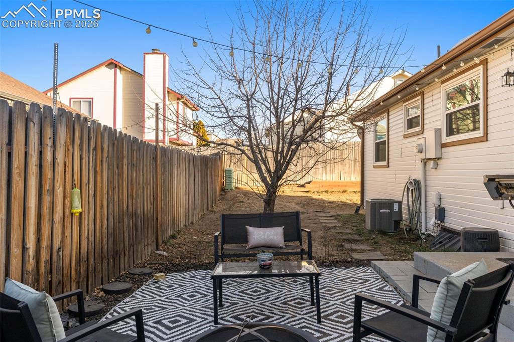1445 Crippen Court