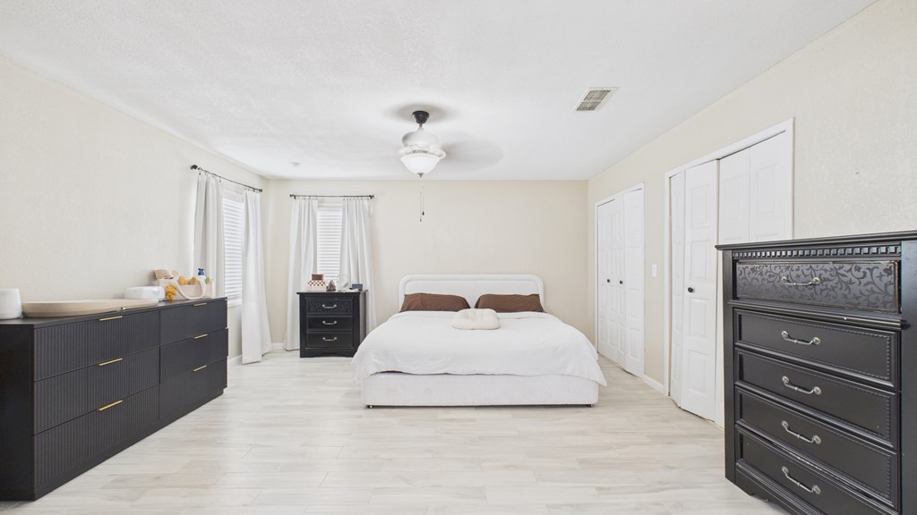 523 Oleander