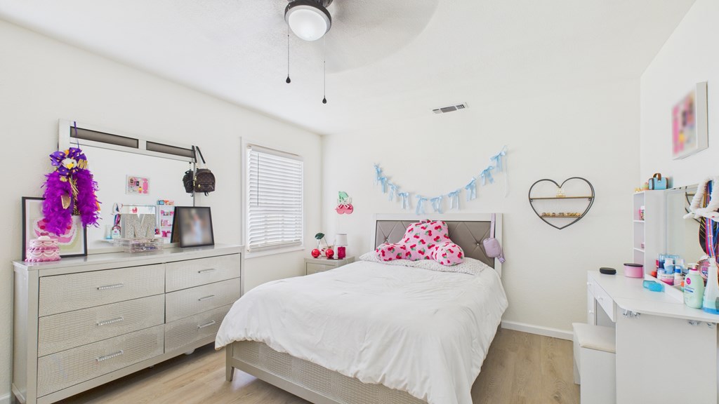523 Oleander