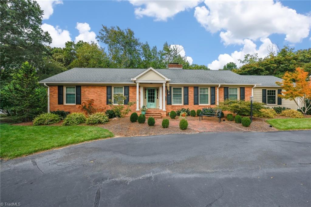 400 Fairfax Drive