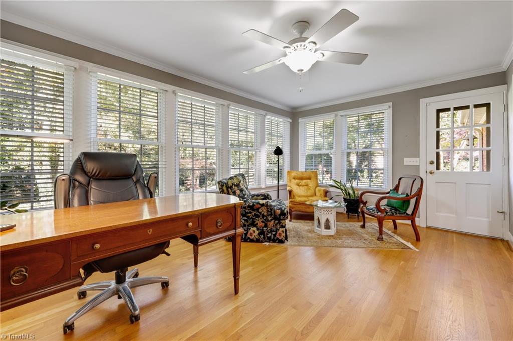 400 Fairfax Drive
