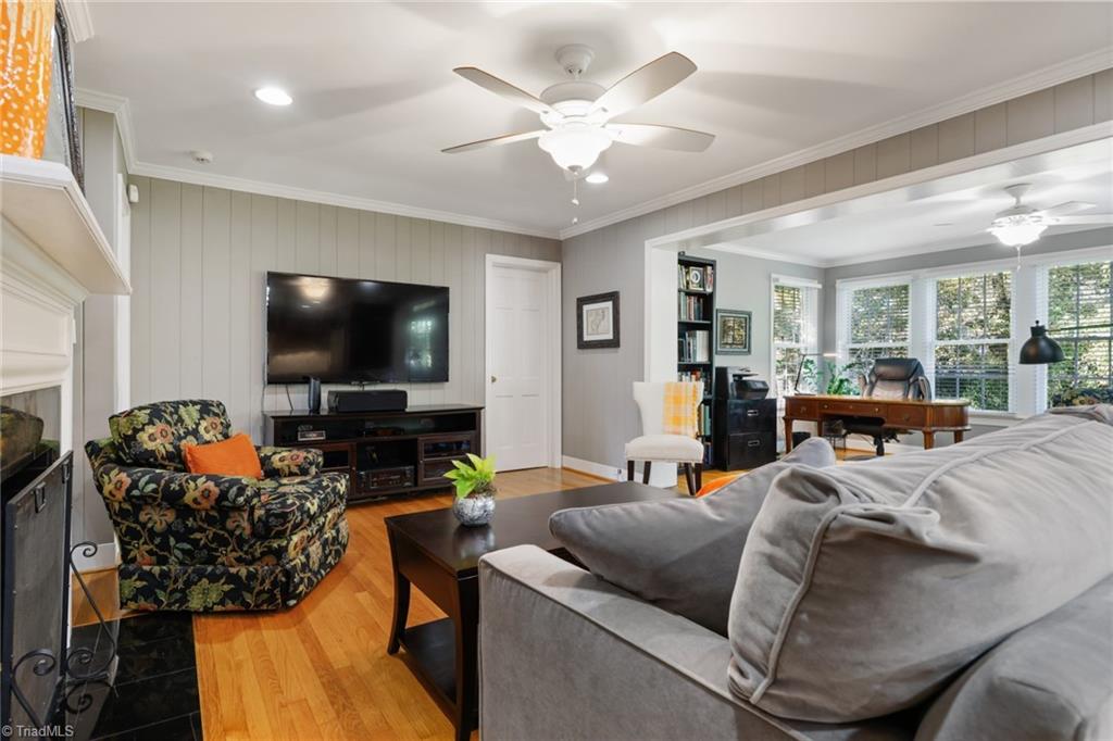 400 Fairfax Drive