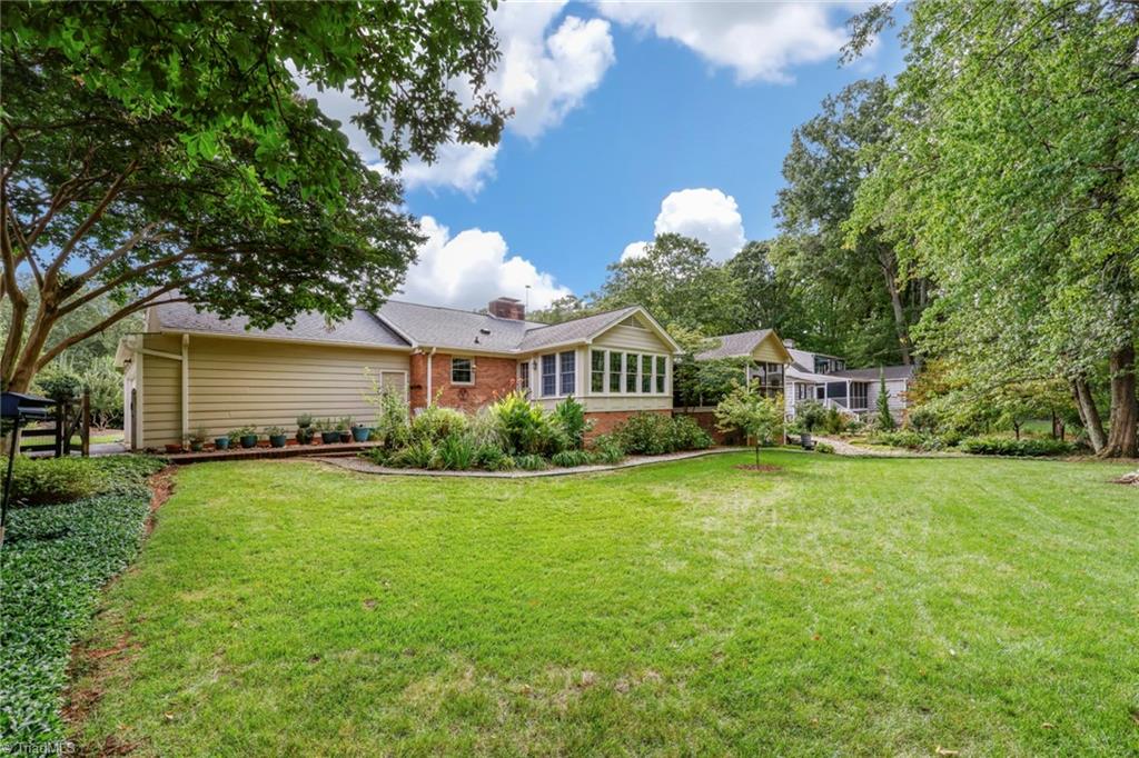 400 Fairfax Drive