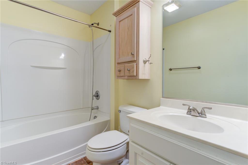7064 Sweetgum Court